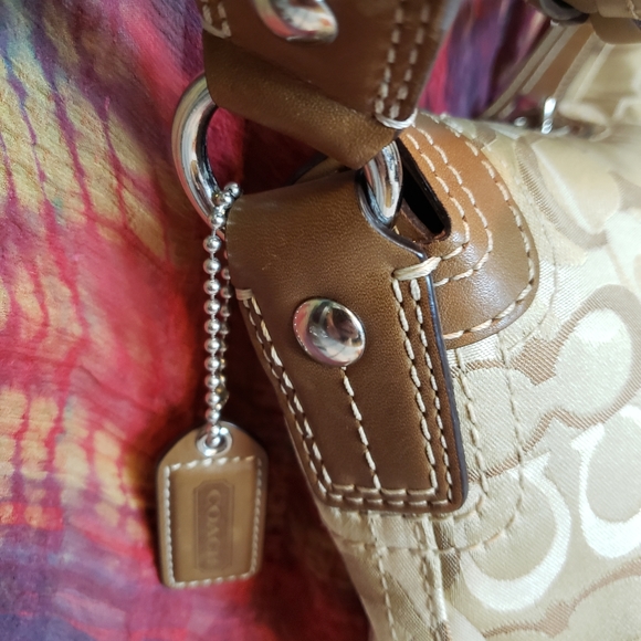 Coach purse - Picture 12 of 12